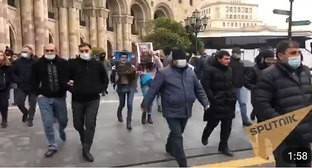 Участники марша в Ереване попросили Россию помочь решить вопрос с пленными