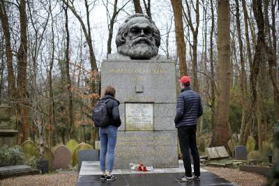 Некропольный туризм: в Британии на кладбища привлекают туристов
