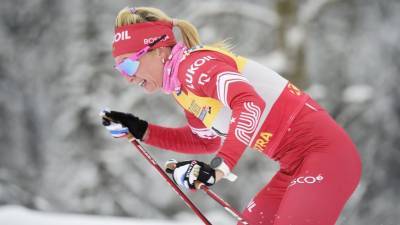 В серебре: лыжники Сорина и Большунов финишировали вторыми в гонках преследования на этапе КМ в Руке
