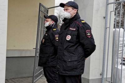 Туляк за драку с полицейским заплатит 100 тысяч рублей