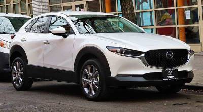 В России стартовали продажи кроссовера Mazda CX-30