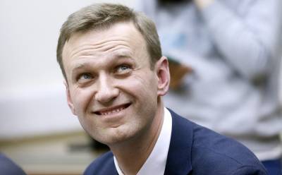 Выступая в Европарламенте, Навальный назвал нынешние власти России «группой преступников, временно захватившей власть»
