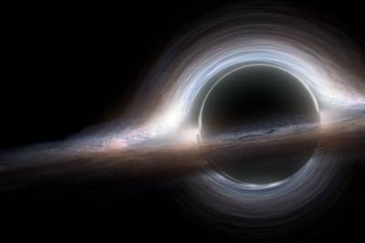 Расстояние между Землей и черной дырой в Млечном Пути оказалось меньшим, чем считалось
