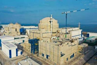 Первый китайский ядерный реактор подключили к национальной сети