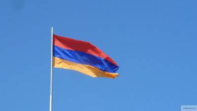 Президент Армении заявил, что республике необходимо новое правительство