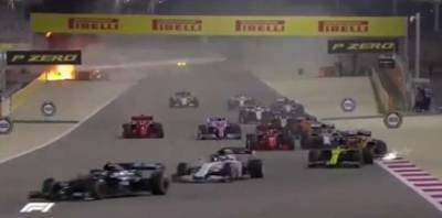 Во время гонки Формулы-1 один из болидов разорвало пополам