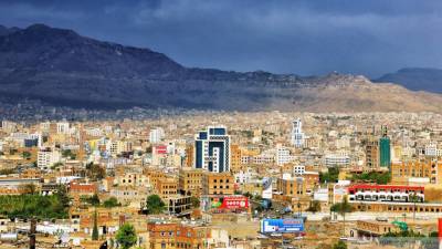 База хуситов в Йемене подверглась атаке со стороны арабской коалиции
