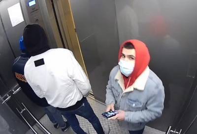 Мошенники, зацикленные на фирме Apple, задержаны в Приморском районе