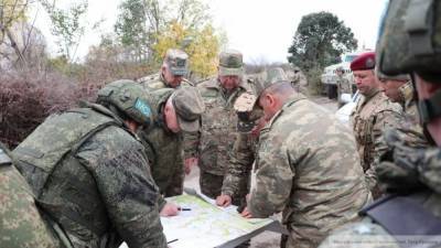 Миротворческие силы РФ продолжают поиски погибших на войне в Карабахе