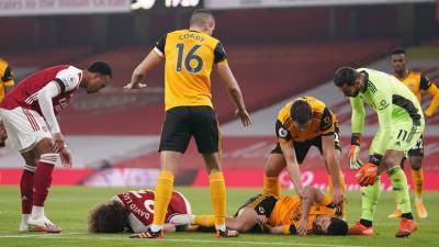 Футболист «Вулверхэмптона» Хименес получил серьёзную травму в матче АПЛ с «Арсеналом»