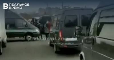 В Казани сняли на видео очередь из катафалков у морга