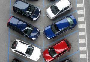 До конца года автомобиль на парковке можно будет хранить с 50-процентной скидкой