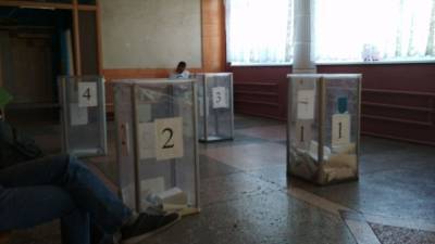 Незаконная избирательная комиссия открыла участок на Украине