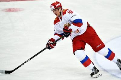 Россиянин получил миллион долларов в НХЛ и потерял желание ехать на родину