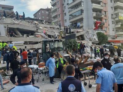 В Турции число жертв землетрясения увеличилось до 49