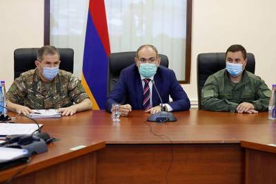 Никол Пашинян обратился к Владимиру Путину с просьбой начать консультации для поддержки Армении
