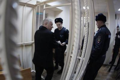 Экс-главу Челябинска Евгения Тефтелева приговорили к 3 годам строгого режима
