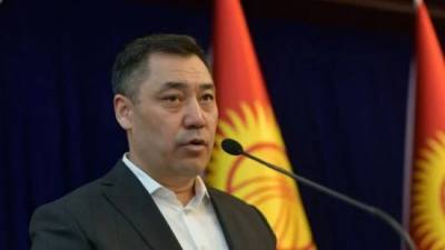 Первый визит за рубеж и. о. президента Киргизии планирует в Россию