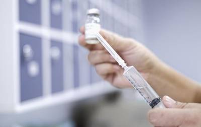 Немецкая вакцина к концу года будет готова к финальной фазе испытаний