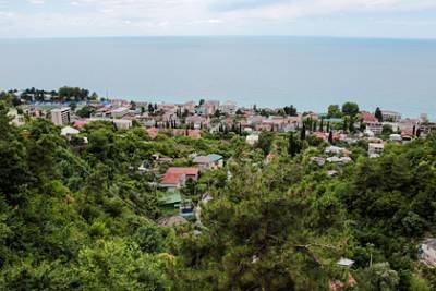 Россияне бросились скупать жилье в Абхазии