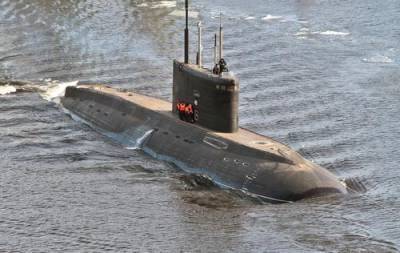 Российская субмарина «Старый Оскол» совершила погружение на глубину 190 м