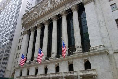Фондовый рынок США рухнул из-за опасений по поводу пандемии