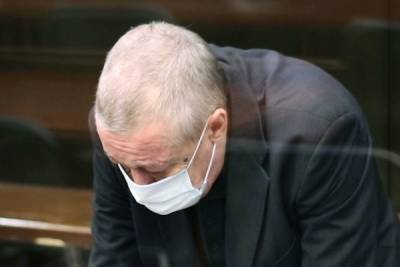 Суд отказал Ефремову в новой экспертизе о том, пристёгнут ли был Захаров