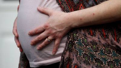 Ученые США: беременность повышает риск смерти от коронавируса