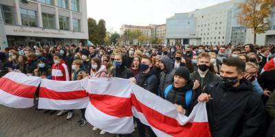 «Ты больше не учишься». В Беларуси из академии исключили трех ​​студентов из-за протестов против Лукашенко