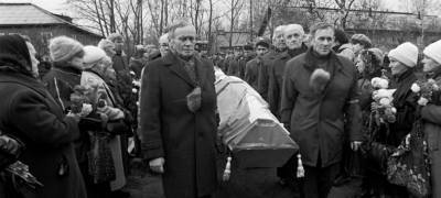 Фотограф из Карелии опубликовал снимки перезахоронения жертв политических репрессий в Петрозаводске (ФОТО)