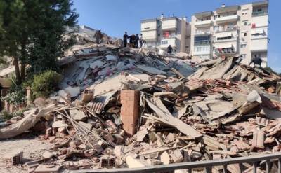 По меньшей мере 20 домов разрушены в Турции после сильного землетрясения