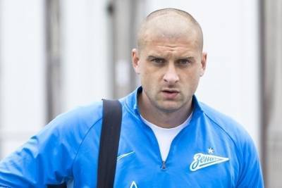 Защитник «Зенита» Ракицкий извинился перед болельщиками за плохую игру