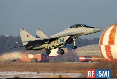 Алжир получил первую партию российских истребителей МиГ-29М/М2