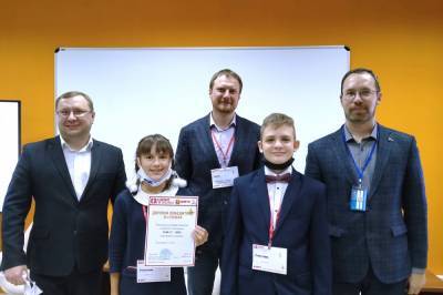 Юные Кванторианцы стали победителями первого конкурса «Case-IT»