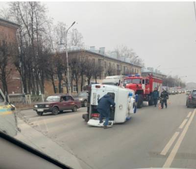 Появились фото с места ДТП со скорой на Куйбышевском шоссе в Рязани