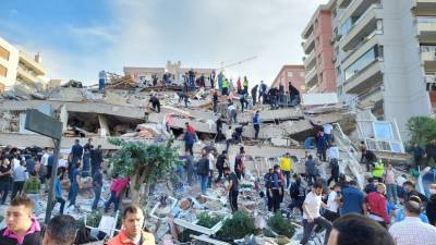 Четыре человека погибли из-за землетрясения в Турции