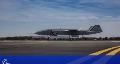 Беспилотный ведомый Boeing совершил первые пробежки по аэродрому. Видео
