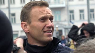 Навальный впервые после отравления вышел в эфир "Навальный LIVE"