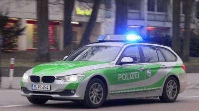 В Германии группа молодых людей напала на полицейских