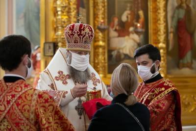 В Ярославле священники будут вести службы в храмах в масках