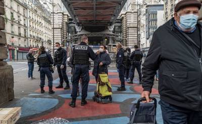 Франция усиливает комендантский час на фоне второй волны COVID-19, — Reuters