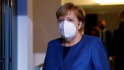 Локдаун до декабря: Меркель объявила об уходе Германии на жесткий карантин