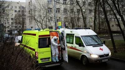 Количество умерших от коронавируса в Москве достигло почти 9 000
