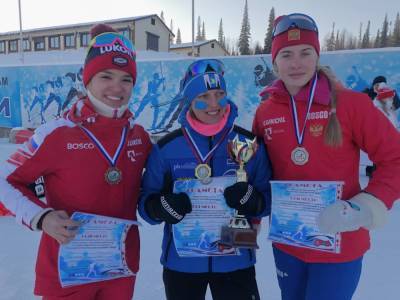 Сахалинцы успешно выступают на Кубке Хакасии по лыжным гонкам