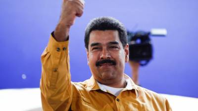 Мадуро оставил свой номер телефона для связи в мессенджерах