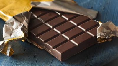 Врач объяснил появление сильного желания съесть шоколад - iz.ru
