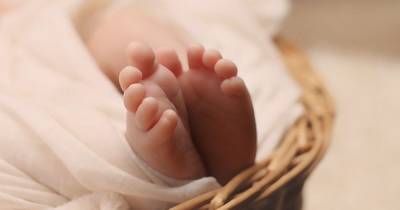 В Подмосковье ребенок умер после родов в туалете