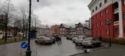 ГИБДД ликвидирует еще одну автостоянку в центре Петрозаводска