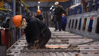 Минэкономразвития: кредиты под 0% помогли сохранить 1,2 млн рабочих мест в РФ