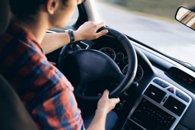 В МВД РФ хотят ввести отдельный перечень навыков вождения из 19 пунктов для экзамена на права